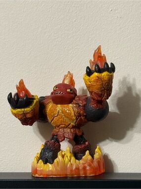 Skylanders Giants Hot Head Fire Giant Figure 2012 Activision